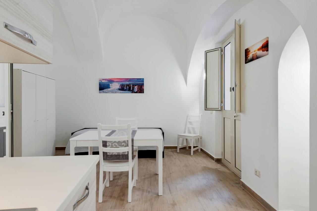 Trinita' 57 Apartments By Wonderful Italy 卡塔尼亚 外观 照片
