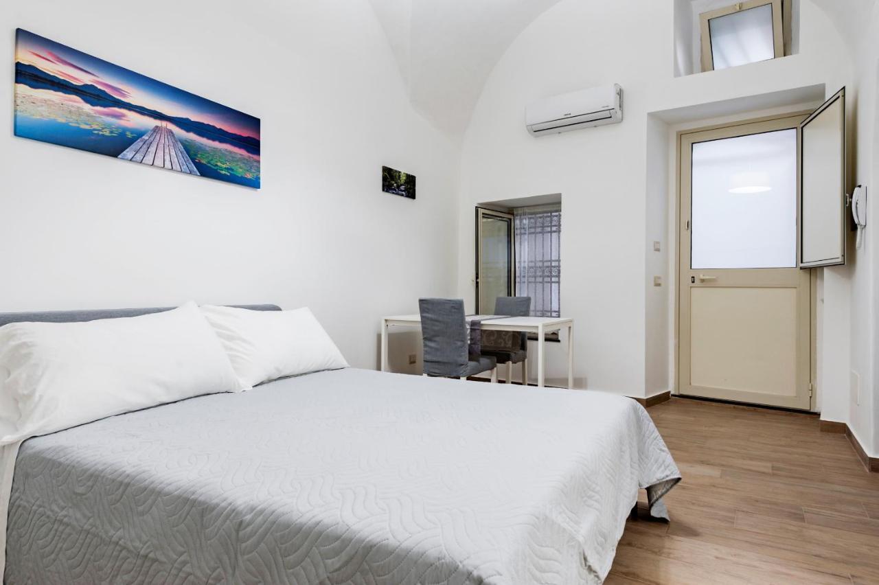Trinita' 57 Apartments By Wonderful Italy 卡塔尼亚 外观 照片