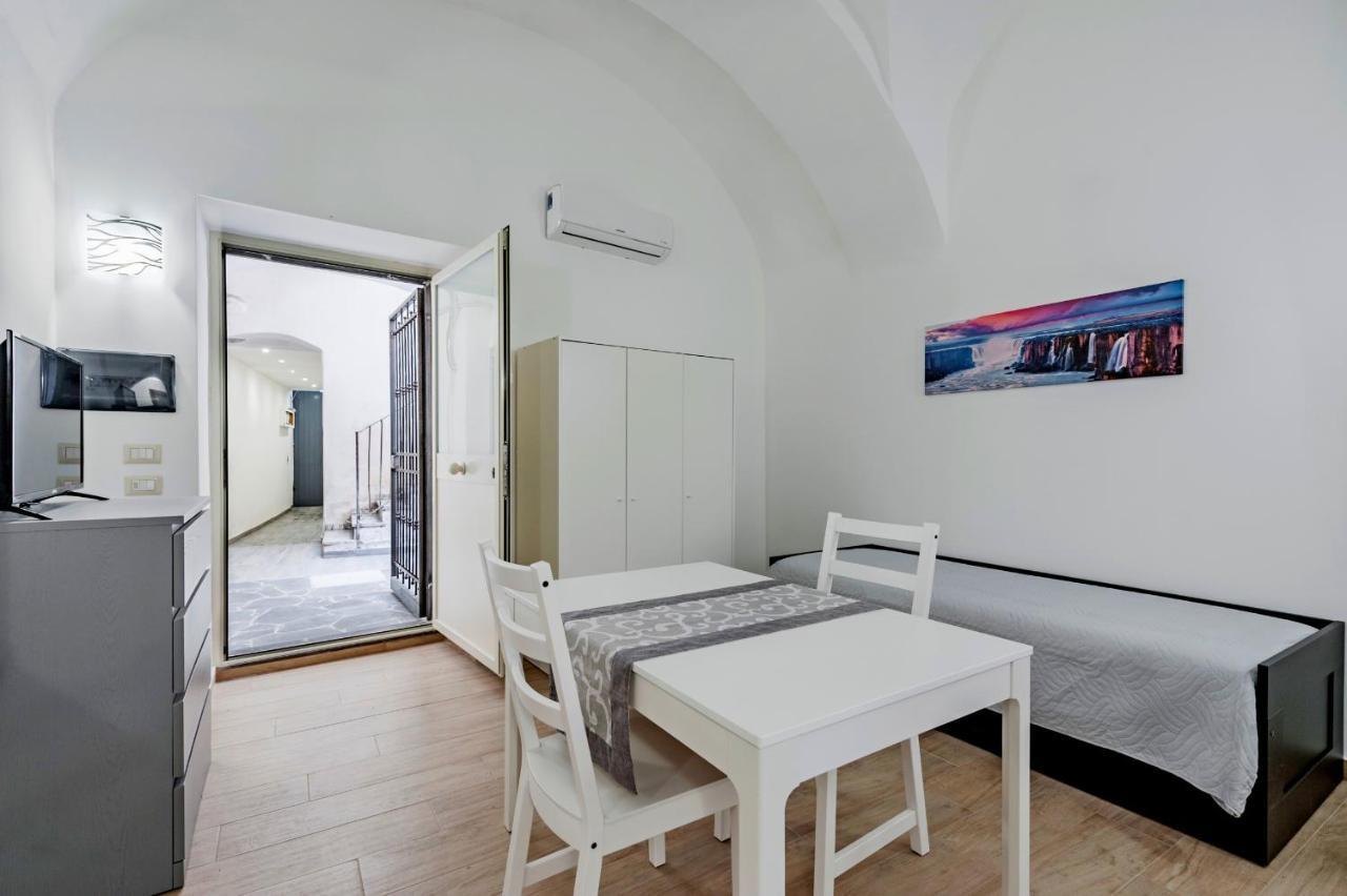 Trinita' 57 Apartments By Wonderful Italy 卡塔尼亚 外观 照片