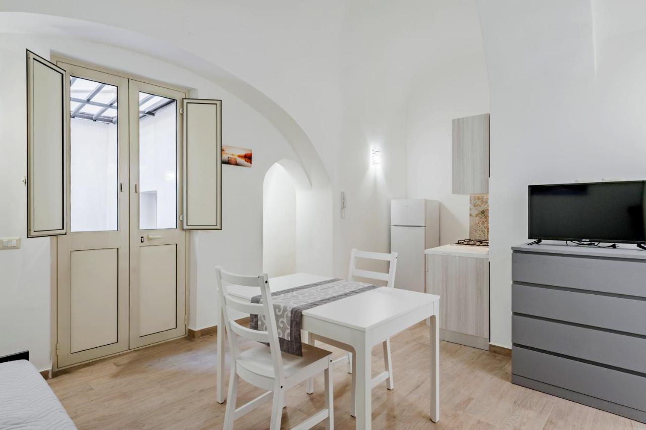 Trinita' 57 Apartments By Wonderful Italy 卡塔尼亚 外观 照片